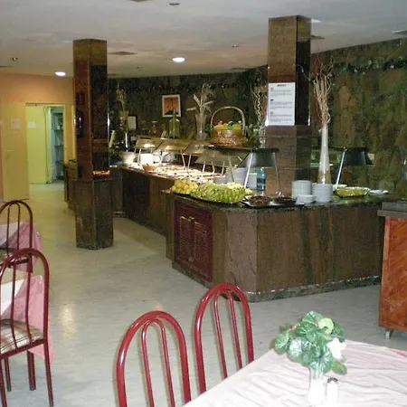 Oasis Club 2* Μασπαλόμας