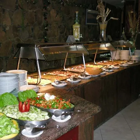 Ξενοδοχείο Oasis Club